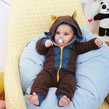 Patrón de costura de mono polar para niños