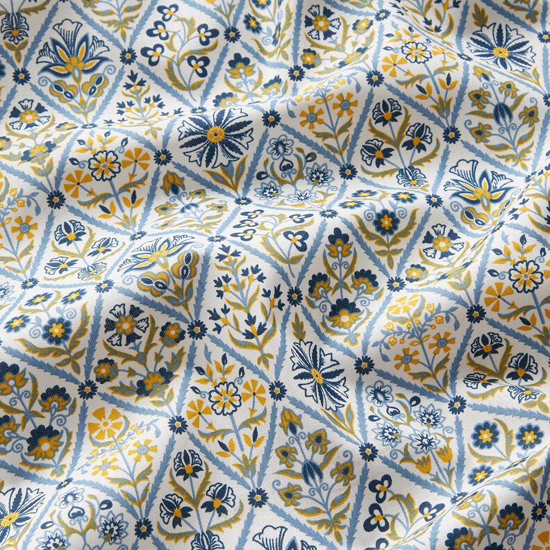 Tela de algodón Cretona Azulejos de flores – blanco/azul brillante,  image number 2
